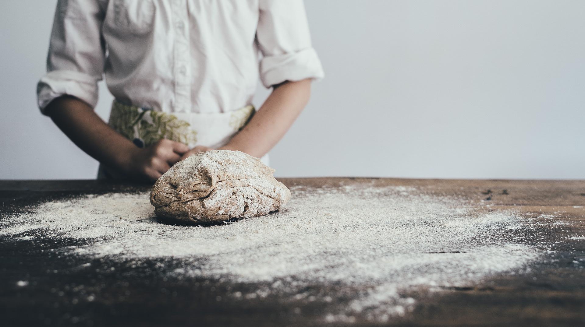 Emulsifiers in the baking industry