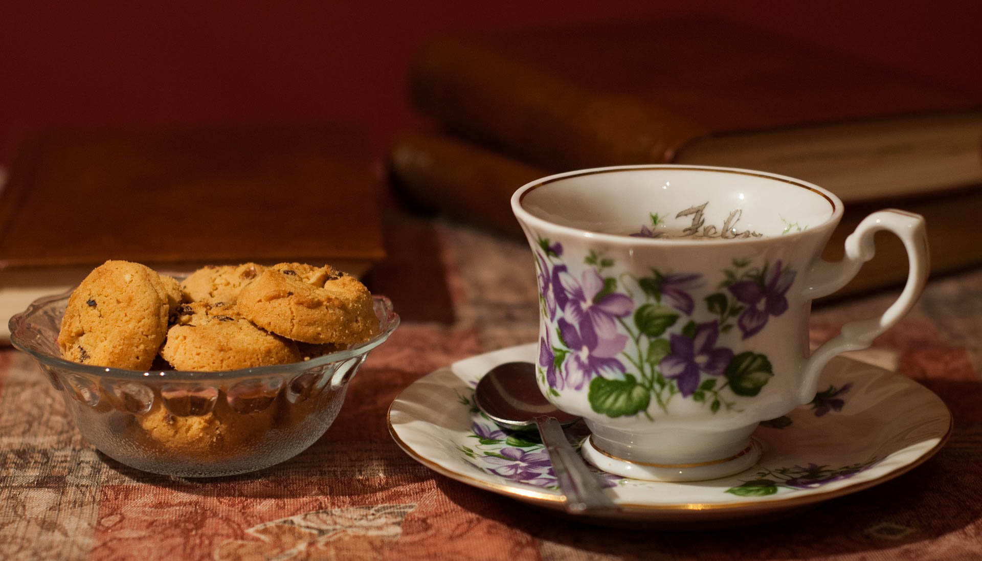 Biscuits and Tea – The Art of Indulgence