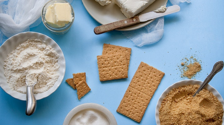 How to Bake Cookies and Crackers