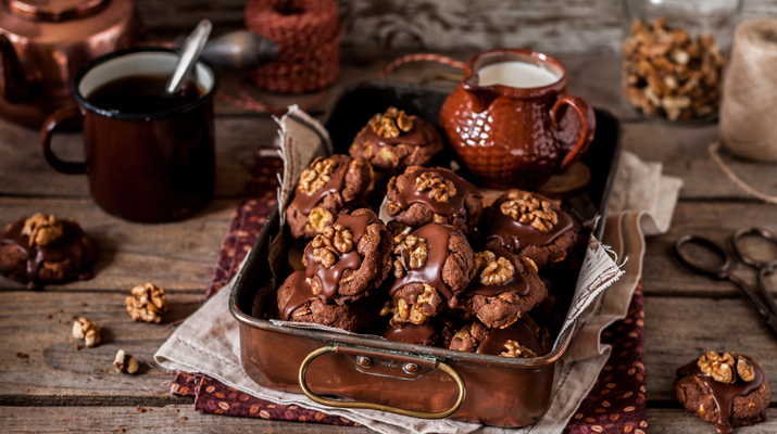 Afghan Biscuits: Biscuits from New Zealand