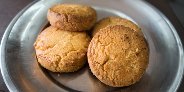 Osmania Biscuits: Delicious Indian Treats from Karachi!