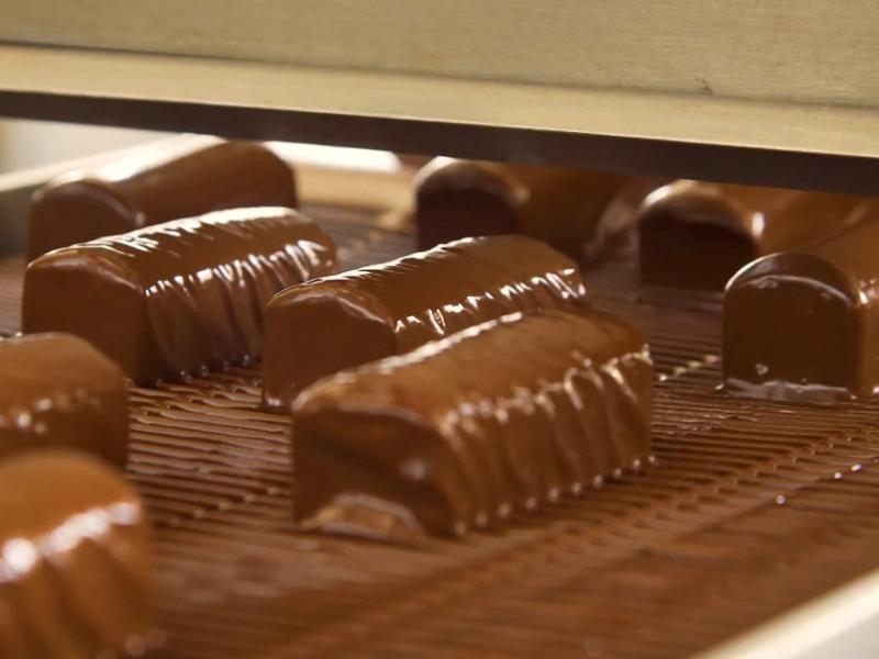 AAK’s new cocoa butter equivalent overcomes enrobing challenges – even when used at high levels