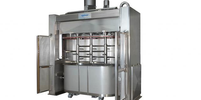 Equipment Vertical Mixer produced by Apinox srl