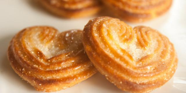 Glucose biscuits
