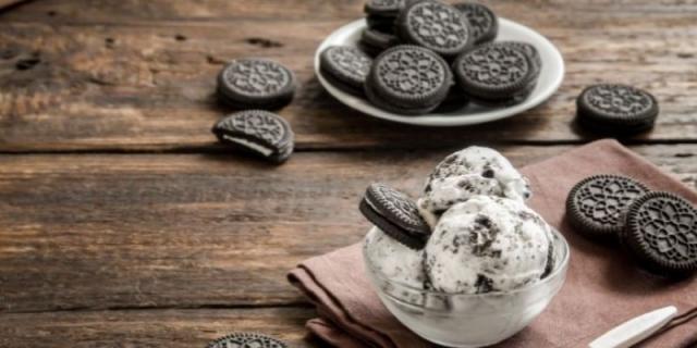 oreo cookie