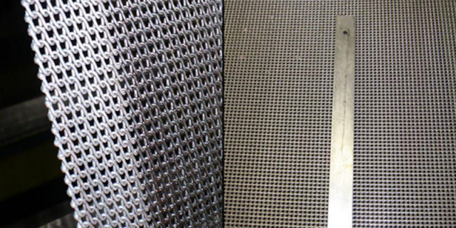 Example of a homogenous, equal and rectangular belt mesh structure of high quality (a Z-belt F4015 in this case)