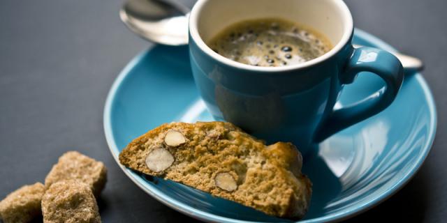 coffee and cantucci